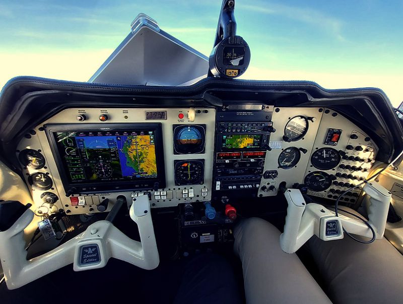 Mooney M20J 1988, photo 2