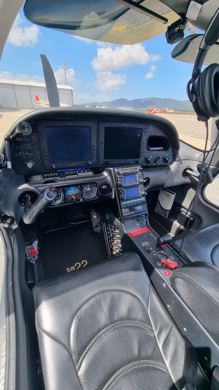 Cirrus SR22 G3 2008, photo 2