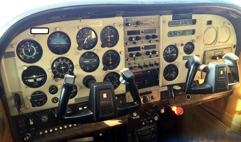 Cessna 182 182RG 1975, photo 2