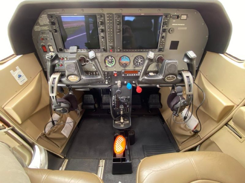 Cessna 182 2005, photo 2
