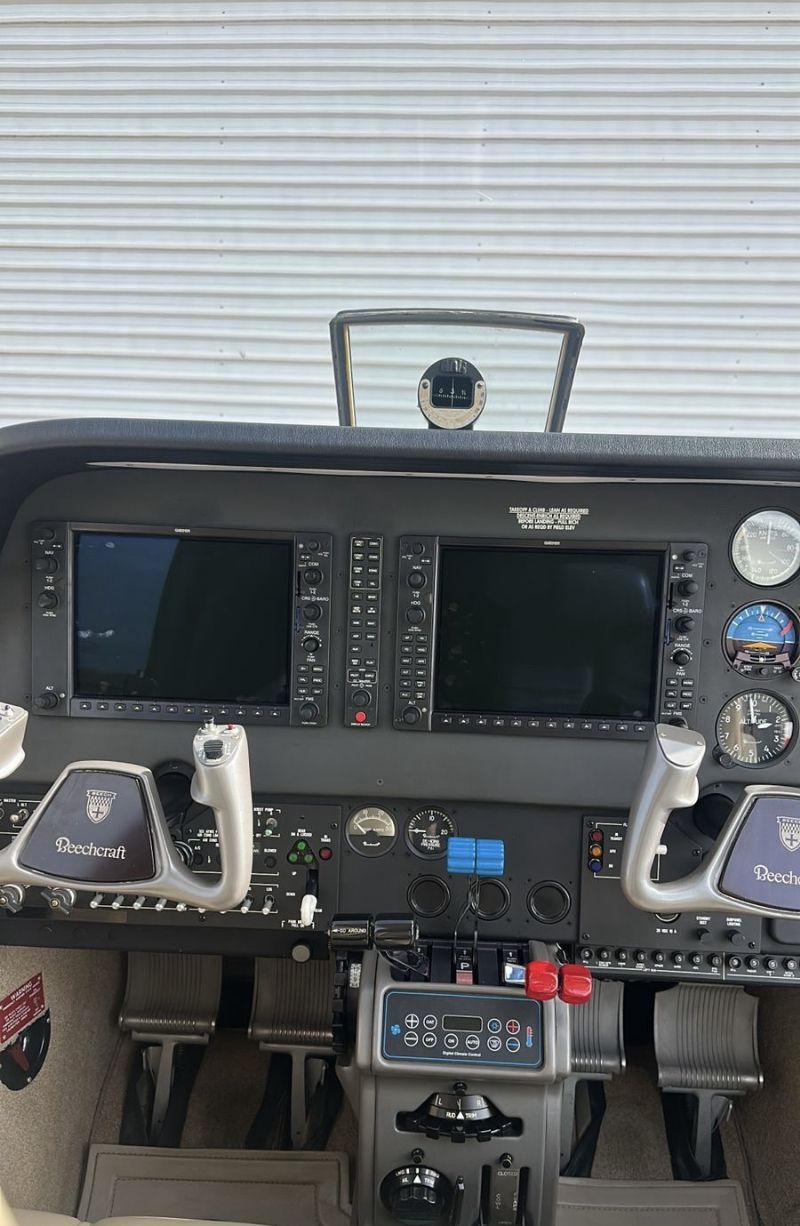 Beechcraft Baron G58 2013, photo 2