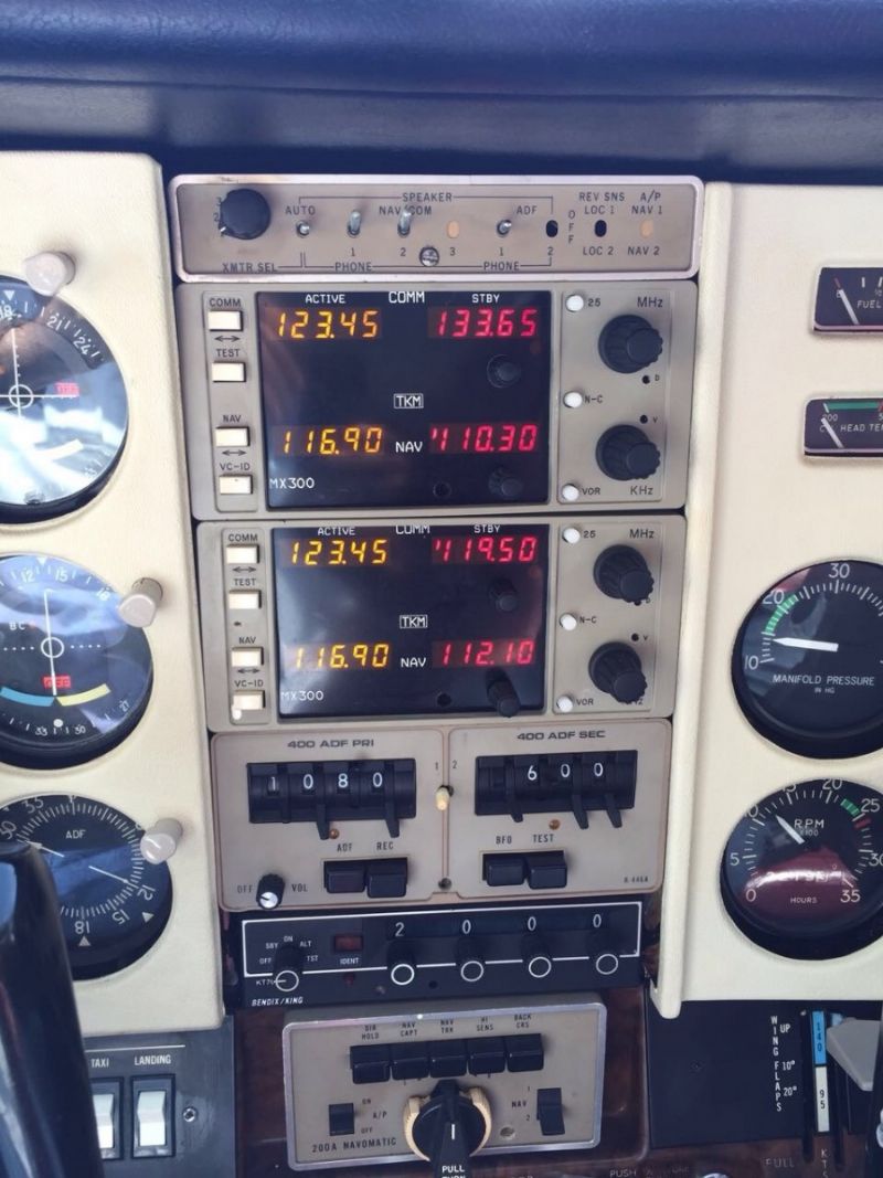 Cessna 182 1975, photo 2