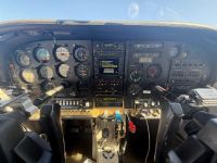 Painel - CESSNA - CESSNA 210L