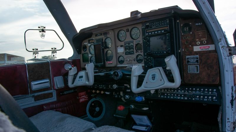 Beechcraft Bonanza F33A 1975, photo 3