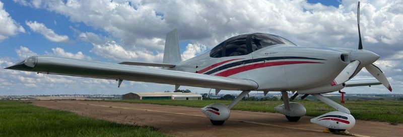 VANS AIRCRAFT - RV-10