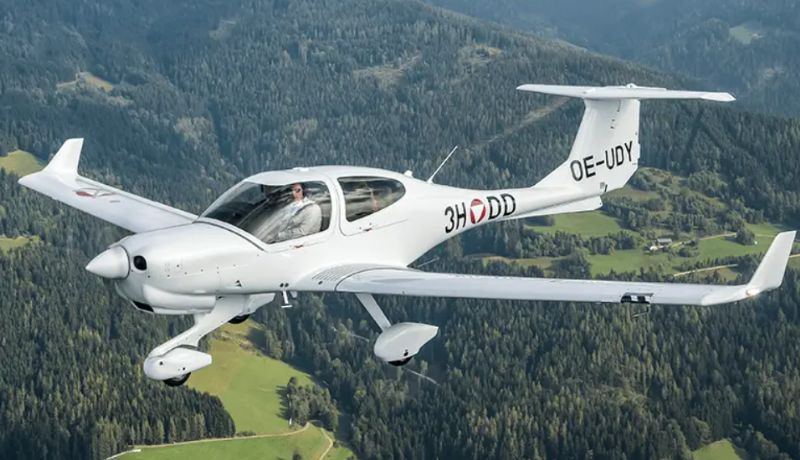 DIAMOND - DIAMOND DA40