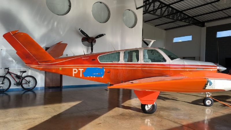 BEECHCRAFT - BONANZA V35B