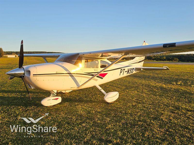 CESSNA - C182S