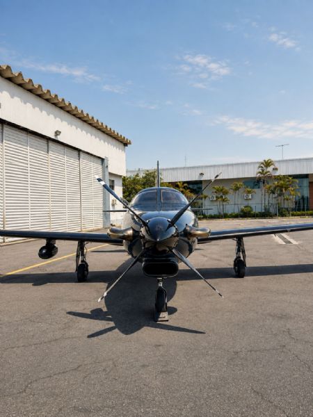 PIPER - JETPROP DLX