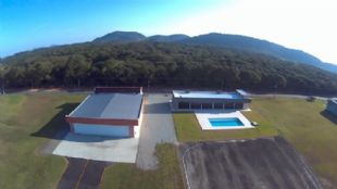 VENDO - VENDA DE LOTE PARA CONSTRUÇÃO DE HANGAR