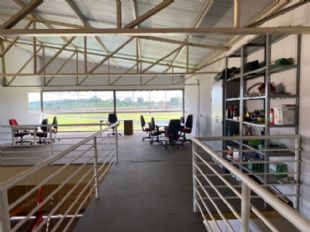 VENDO - HANGAR - AERÓDROMO BRIGADEIRO EPPINGHAUS - GOIÂNIA