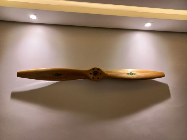 VENDO - HÉLICE DE MADEIRA PARA DECORAÇÃO