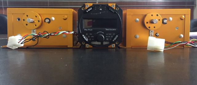 VENDO - P.A. 2 CANAIS -TRIO AVIONICS