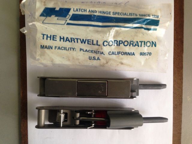 TRIGGER LOCK PN 2.721.750 PN 2.699.962 - THE HARTWELL CORPORATION