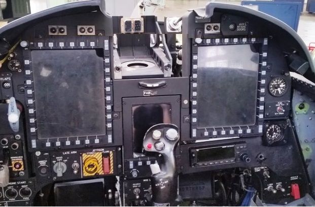 SIMULADOR DE VOO PROFISSIONAL - F-5M