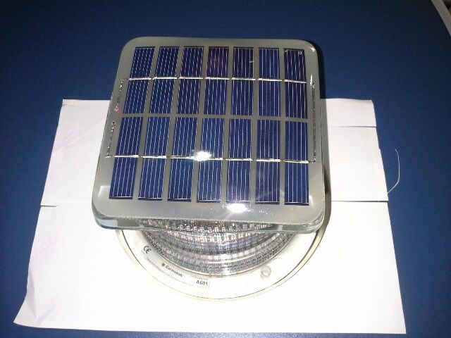 VENDO LÂMPADAS SOLARES PARA SINALIZAÇÃO DE PISTA - MODELO A601 RED SW, MARCA CARMANAH